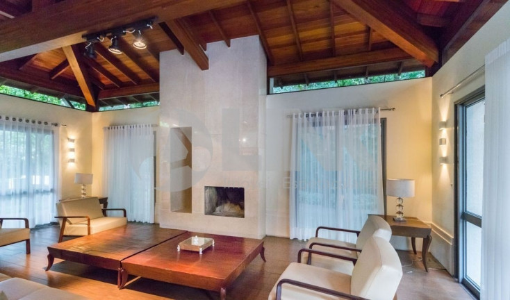 Imagem Apartamento com 1 Quarto à Venda, 56 m² em Três Figueiras - Porto Alegre Imagem Apartamento com 1 Quarto à Venda, 56 m² em Três Figueiras - Porto Alegre