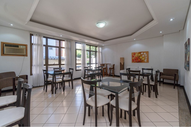 Imagem Apartamento com 3 Quartos à Venda, 110 m² em Petrópolis - Porto Alegre Imagem Apartamento com 3 Quartos à Venda, 110 m² em Petrópolis - Porto Alegre