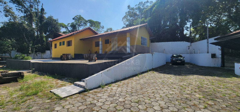 Imagem Chácara com 5 Quartos à Venda, 2.183 m² em Jardim Umuarama - Itanhaém Imagem Chácara com 5 Quartos à Venda, 2.183 m² em Jardim Umuarama - Itanhaém