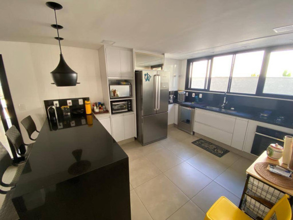 Imagem Casa com 4 Quartos à Venda, 305 m² em Alphaville Residencial Dois - Barueri Imagem Casa com 4 Quartos à Venda, 305 m² em Alphaville Residencial Dois - Barueri