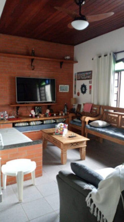 Imagem Casa com 3 Quartos à Venda, 250 m² em Real - Praia Grande Imagem Casa com 3 Quartos à Venda, 250 m² em Real - Praia Grande