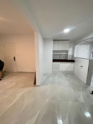 Imagem Apartamento com 2 Quartos à Venda, 78 m² em Gonzaga - Santos Imagem Apartamento com 2 Quartos à Venda, 78 m² em Gonzaga - Santos