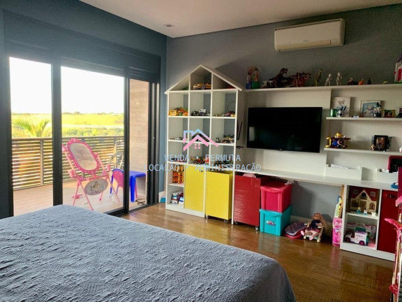 Imagem Casa com 3 Quartos para Alugar, 420 m² em Medeiros - Jundiaí