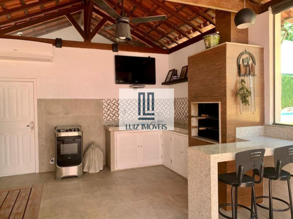 Imagem Casa com 3 Quartos à Venda, 450 m² em Centro - Três Rios Imagem Casa com 3 Quartos à Venda, 450 m² em Centro - Três Rios