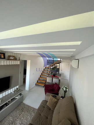 Imagem Apartamento com 3 Quartos à Venda, 132 m² em Palmeiras - Cabo Frio