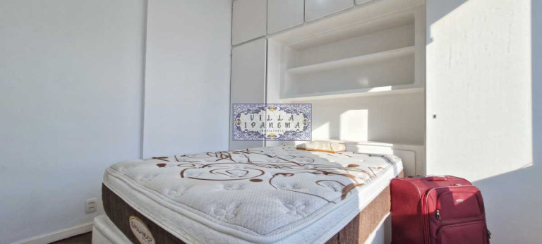 Imagem Apartamento com 3 Quartos à Venda, 90 m² em Lagoa - Rio De Janeiro Imagem Apartamento com 3 Quartos à Venda, 90 m² em Lagoa - Rio De Janeiro