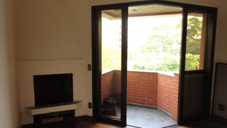 Imagem Imóvel com 3 Quartos à Venda, 105 m² em Vila Andrade - São Paulo