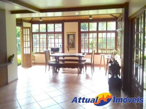 Imagem Casa com 3 Quartos à Venda, 360 m² em Comary - Teresópolis Imagem Casa com 3 Quartos à Venda, 360 m² em Comary - Teresópolis