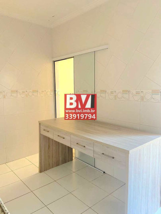 Imagem Casa com 2 Quartos à Venda, 160 m² em Jardim América - Rio De Janeiro Imagem Casa com 2 Quartos à Venda, 160 m² em Jardim América - Rio De Janeiro