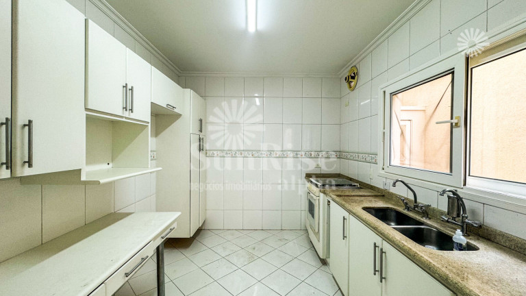 Imagem Casa com 4 Quartos para Alugar, 400 m² em Alpha Plus - Barueri Imagem Casa com 4 Quartos para Alugar, 400 m² em Alpha Plus - Barueri