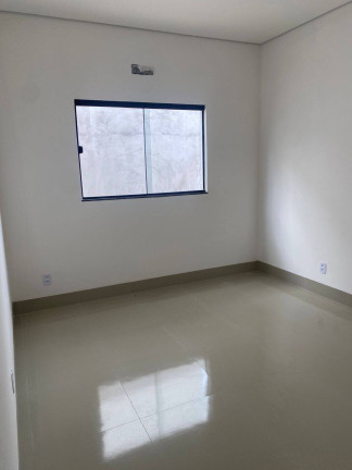 Imagem Casa com 3 Quartos à Venda, 127 m² em Jardim Universitário - Cuiabá