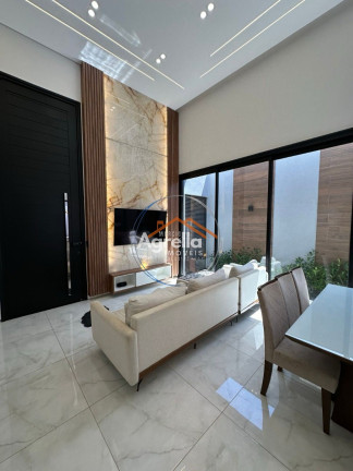 Imagem Casa com 3 Quartos à Venda, 145 m² em Jardim Veneza - Mogi Guaçu Imagem Casa com 3 Quartos à Venda, 145 m² em Jardim Veneza - Mogi Guaçu