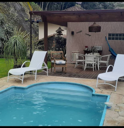 Imagem Casa com 4 Quartos à Venda,  em Quitandinha - Petrópolis