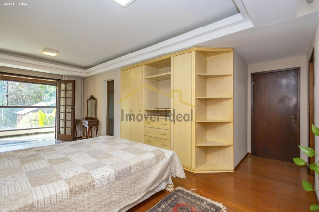 Imagem Casa com 5 Quartos à Venda, 452 m² em Vista Alegre - Curitiba