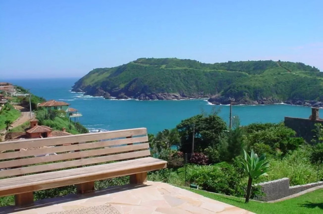 Imagem Casa com 5 Quartos à Venda, 350 m² em Ferradura - Armação Dos Búzios Imagem Casa com 5 Quartos à Venda, 350 m² em Ferradura - Armação Dos Búzios