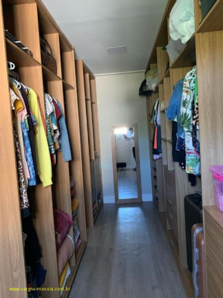 Imagem Casa com 4 Quartos à Venda, 300 m² em Recreio Ipitanga - Lauro De Freitas Imagem Casa com 4 Quartos à Venda, 300 m² em Recreio Ipitanga - Lauro De Freitas