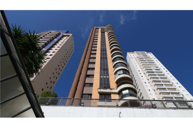 Imóvel com 3 Quartos à Venda,  em Morumbi - São Paulo