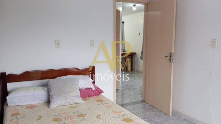 Imagem Casa com 6 Quartos à Venda, 200 m² em Praia João Rosa - Biguaçu Imagem Casa com 6 Quartos à Venda, 200 m² em Praia João Rosa - Biguaçu