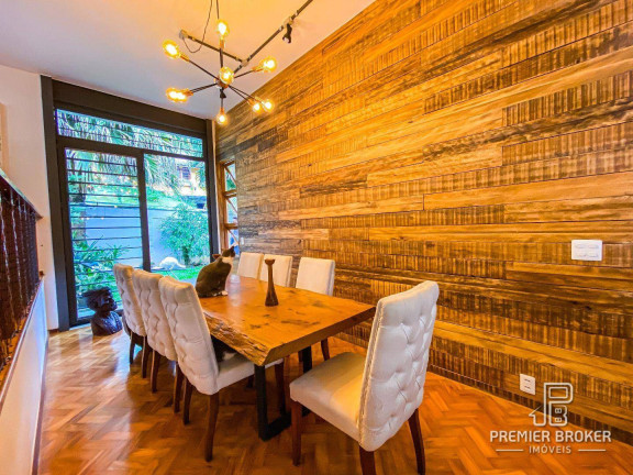 Imagem Casa com 3 Quartos à Venda, 150 m² em Comary - Teresópolis