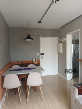 Imagem Apartamento com 2 Quartos à Venda ou Locação, 92 m² em Azenha - Porto Alegre