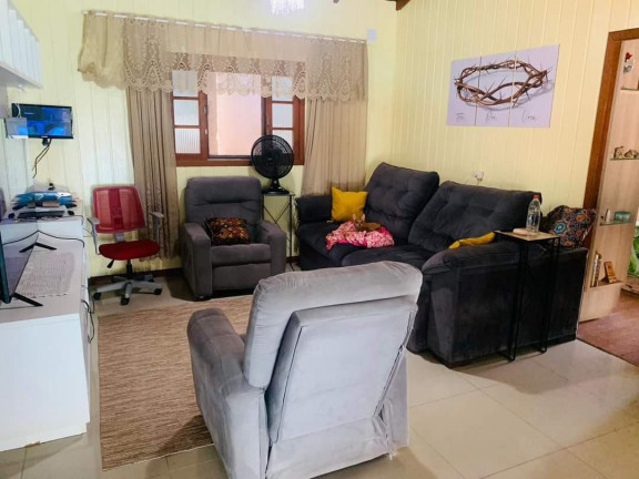 Imagem Casa com 3 Quartos à Venda, 225 m² em São João Do Rio Vermelho - Florianópolis Imagem Casa com 3 Quartos à Venda, 225 m² em São João Do Rio Vermelho - Florianópolis