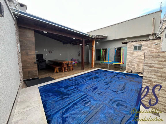 Imagem Casa com 3 Quartos à Venda, 136 m² em Parque Das Flores - Goiânia Imagem Casa com 3 Quartos à Venda, 136 m² em Parque Das Flores - Goiânia