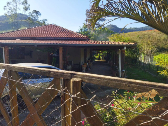 Imagem Chácara com 2 Quartos à Venda, 750 m² em Taubaté Imagem Chácara com 2 Quartos à Venda, 750 m² em Taubaté