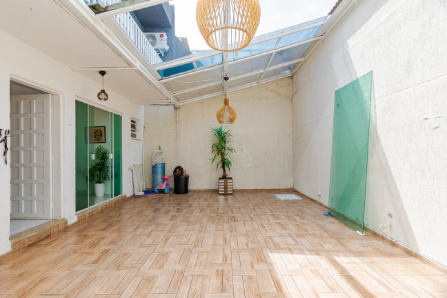 Imagem Casa com 3 Quartos à Venda, 165 m² em Capão Da Imbuia - Curitiba Imagem Casa com 3 Quartos à Venda, 165 m² em Capão Da Imbuia - Curitiba