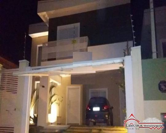 Casa com 4 Quartos à Venda, 234 m² em Loteamento Villa Branca - Jacareí