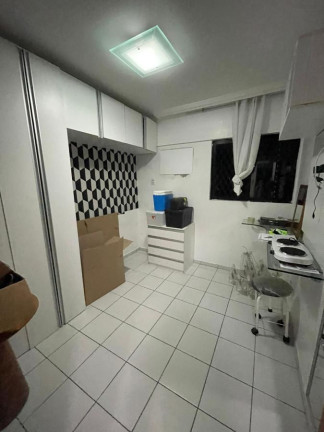 Imagem Apartamento com 3 Quartos à Venda, 75 m² em Casa Amarela - Recife