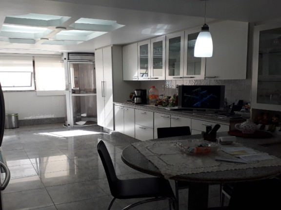 Imagem Imóvel com 3 Quartos à Venda, 566 m² em Jardim Guanabara - Rio De Janeiro Imagem Imóvel com 3 Quartos à Venda, 566 m² em Jardim Guanabara - Rio De Janeiro