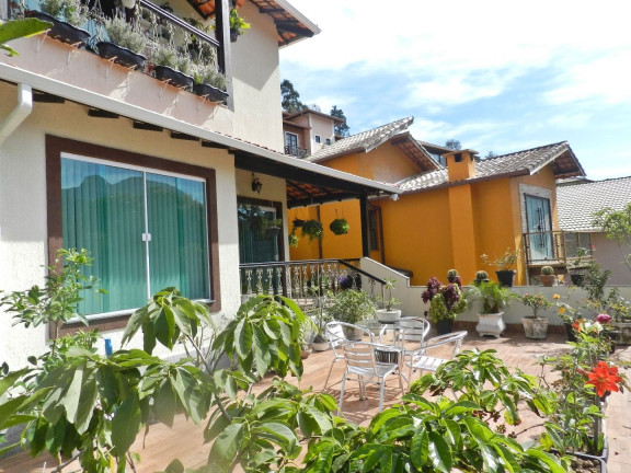Imagem Casa com 4 Quartos à Venda, 161 m² em Vargem Grande - Teresópolis Imagem Casa com 4 Quartos à Venda, 161 m² em Vargem Grande - Teresópolis