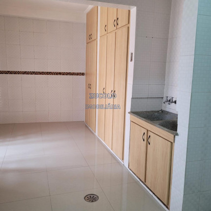 Imagem Sobrado com 3 Quartos à Venda, 156 m² Imagem Sobrado com 3 Quartos à Venda, 156 m²