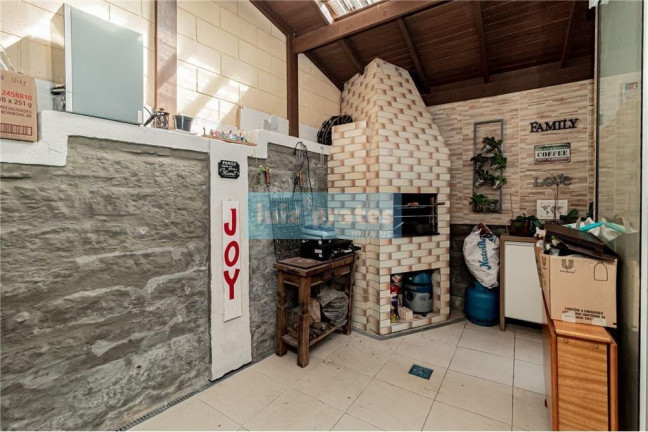 Imagem Casa com 3 Quartos à Venda, 190 m² em Protásio Alves - Porto Alegre