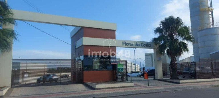 Apartamento com 2 Quartos à Venda,  em Forquilhas - São José
