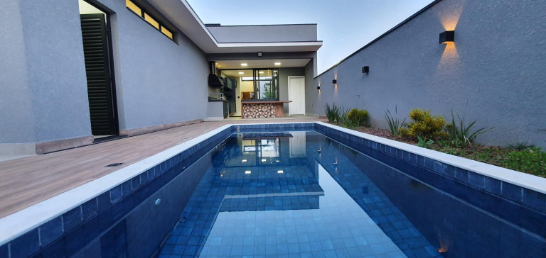 Casa com 3 Quartos à Venda ou Locação, 200 m² em Residencial Euroville Ii - Bragança Paulista