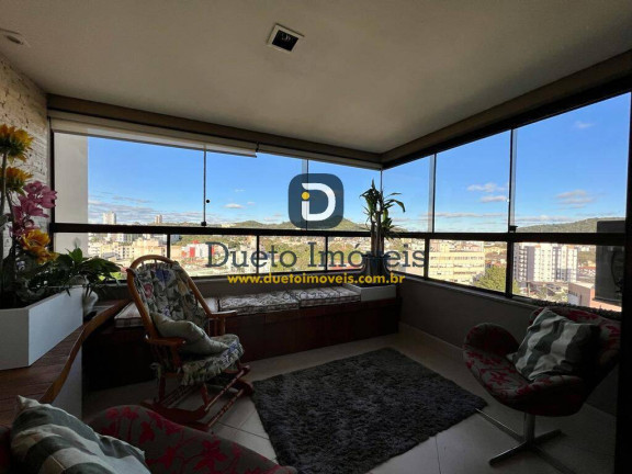 Apartamento com 3 Quartos à Venda, 200 m² em Nossa Senhora De Lourdes - Santa Maria
