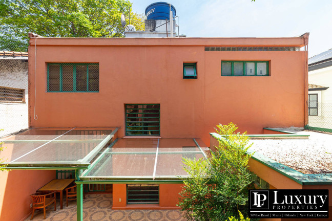 Casa com 4 Quartos à Venda,  em Sumaré - São Paulo