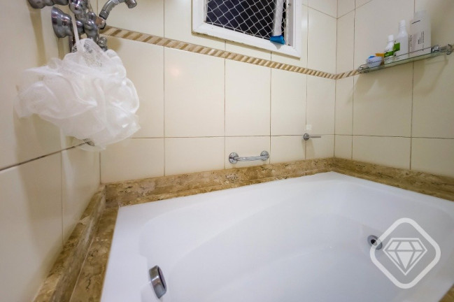 Imagem Casa com 3 Quartos à Venda, 159 m² em Tristeza - Porto Alegre Imagem Casa com 3 Quartos à Venda, 159 m² em Tristeza - Porto Alegre