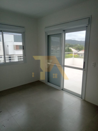 Imagem Imóvel com 3 Quartos à Venda,  em Areias De Palhocinha - Garopaba