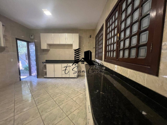Imagem Casa com 2 Quartos à Venda, 425 m² em Cabral - Contagem Imagem Casa com 2 Quartos à Venda, 425 m² em Cabral - Contagem
