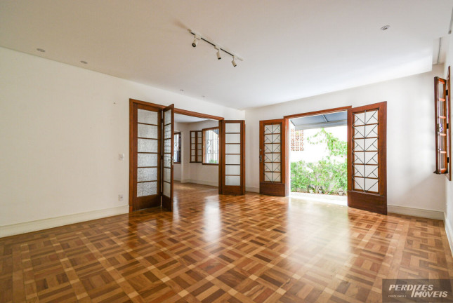 Imagem Casa com 4 Quartos para Alugar, 500 m² em Perdizes - São Paulo Imagem Casa com 4 Quartos para Alugar, 500 m² em Perdizes - São Paulo