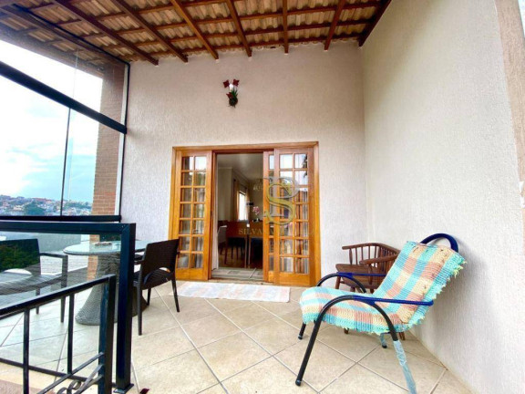 Imagem Casa com 3 Quartos à Venda, 319 m² em Jardim Suely - Atibaia Imagem Casa com 3 Quartos à Venda, 319 m² em Jardim Suely - Atibaia
