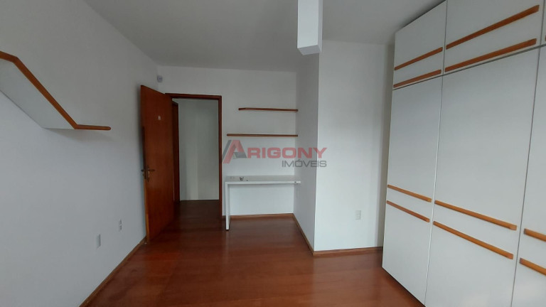 Imagem Sobrado com 4 Quartos para Alugar, 282 m² em Centro - Santa Maria Imagem Sobrado com 4 Quartos para Alugar, 282 m² em Centro - Santa Maria