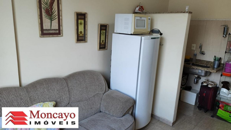 Imagem Kitnet com 1 Quarto à Venda, 15 m² em Centro - Caraguatatuba