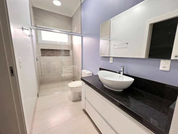 Imagem Casa com 3 Quartos à Venda, 222 m² em Cascavel