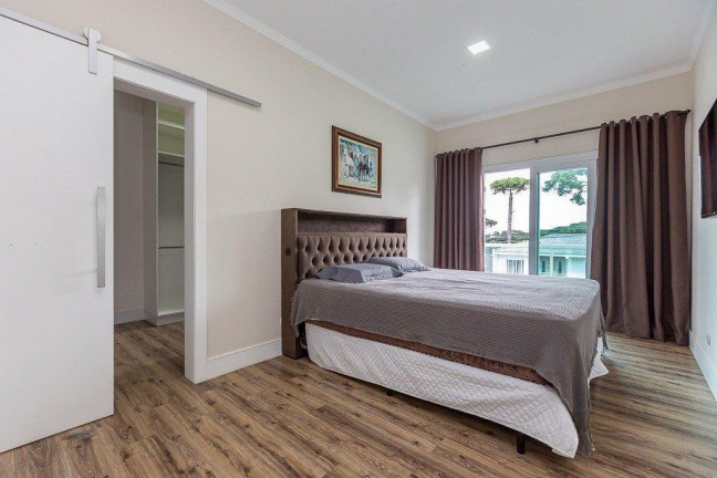 Imagem Casa com 3 Quartos à Venda, 450 m² em Santa Felicidade - Curitiba Imagem Casa com 3 Quartos à Venda, 450 m² em Santa Felicidade - Curitiba
