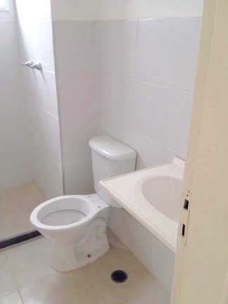 Imagem Imóvel com 2 Quartos à Venda, 50 m² em Camorim - Rio De Janeiro Imagem Imóvel com 2 Quartos à Venda, 50 m² em Camorim - Rio De Janeiro