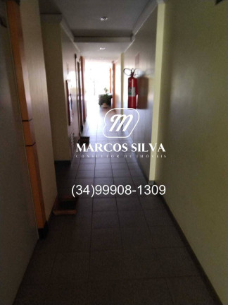 Imagem Apartamento com 3 Quartos à Venda, 105 m² em Centro - Uberlândia