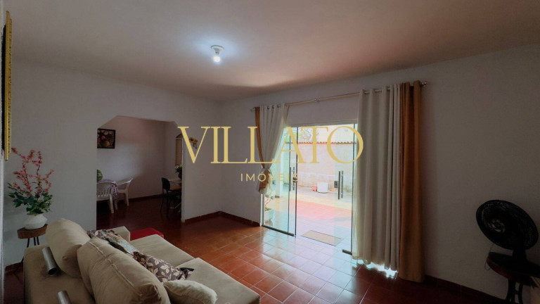 Imagem Casa com 3 Quartos à Venda, 360 m² em Setor Santa Rita - Goiânia